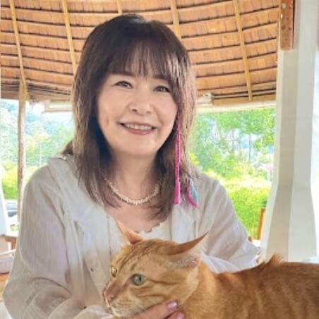デザイナー：鐘江 由美（かねがえゆみ）